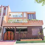 Oyo 38529 Silk Inn Luxury At No Cost