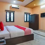 Oyo 38529 Silk Inn Luxury At No Cost