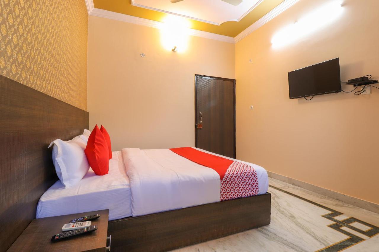 Oyo 38529 Silk Luxury At No Cost Hotel